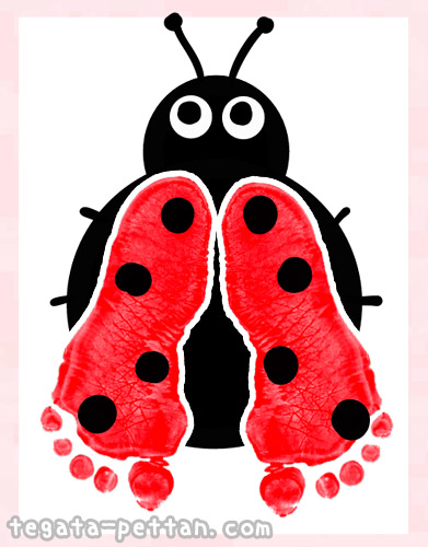 足形アートのてんとう虫